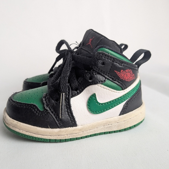 Nike Air Jordan Mid Baby Shoes Size 5 Green, Black And White - Picture 3 of 5